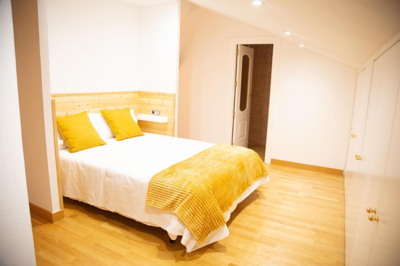Apartamento Rajabai Almansa Exterior foto