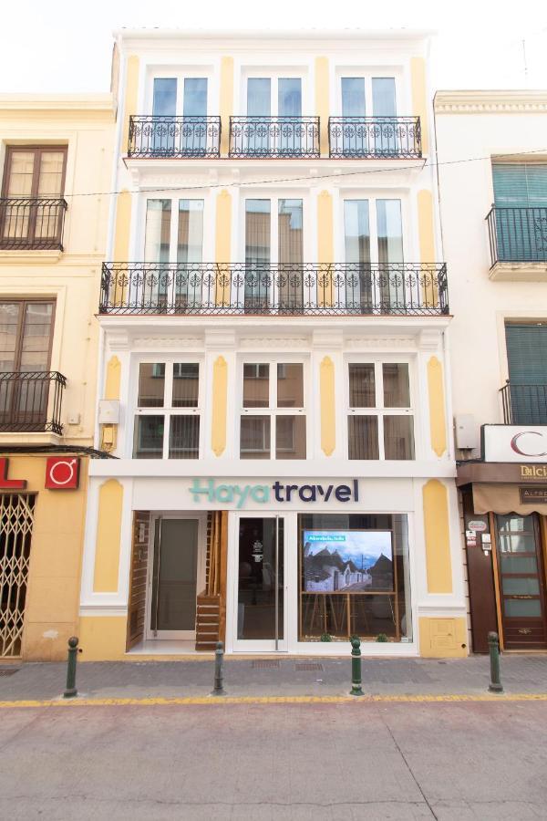 Apartamento Rajabai Almansa Exterior foto